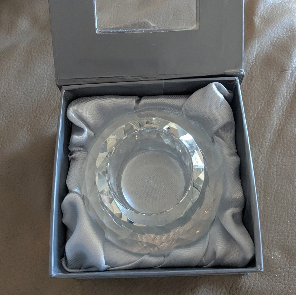 Oleg Cassini crystal votive candleholder. Comes with original box. 